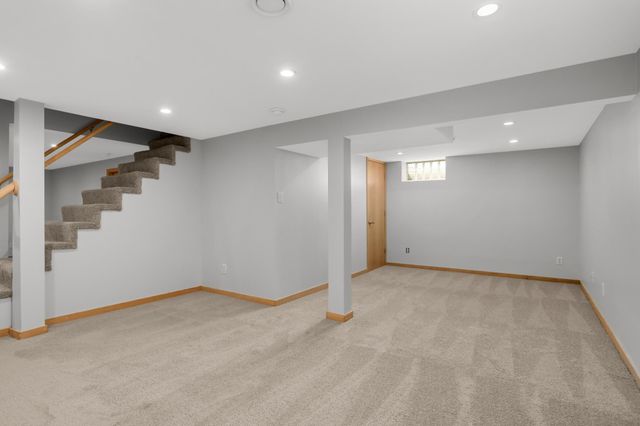 1459 Rainbow Avenue, Maple Plain, MN 55359