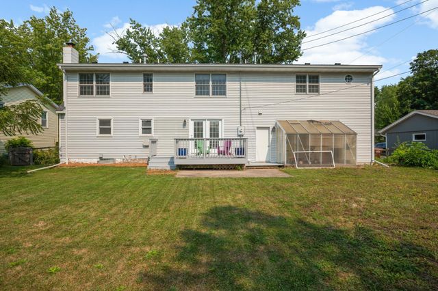 1459 Rainbow Avenue, Maple Plain, MN 55359