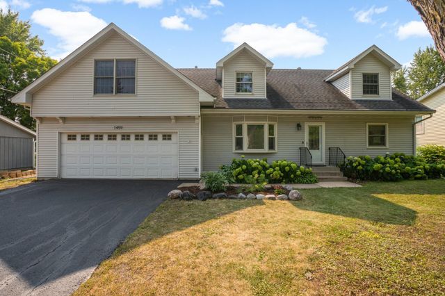 1459 Rainbow Avenue, Maple Plain, MN 55359
