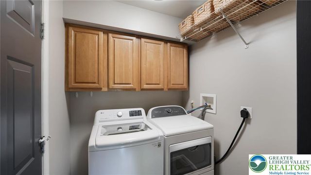 2395 Witchazel Drive, Milford Twp, PA 18951