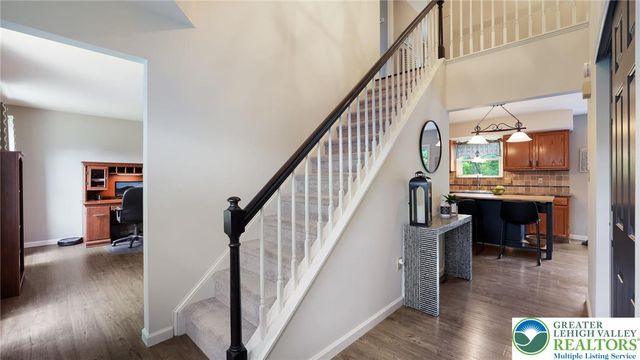 2395 Witchazel Drive, Milford Twp, PA 18951