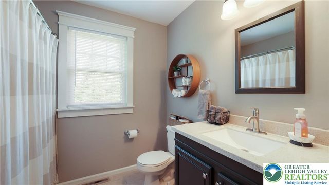 2395 Witchazel Drive, Milford Twp, PA 18951