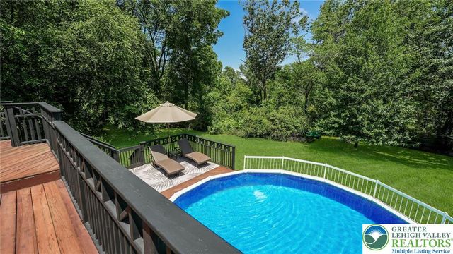 2395 Witchazel Drive, Milford Twp, PA 18951