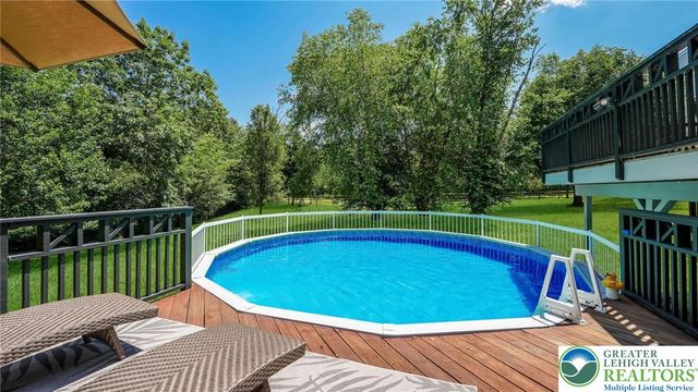 2395 Witchazel Drive, Milford Twp, PA 18951