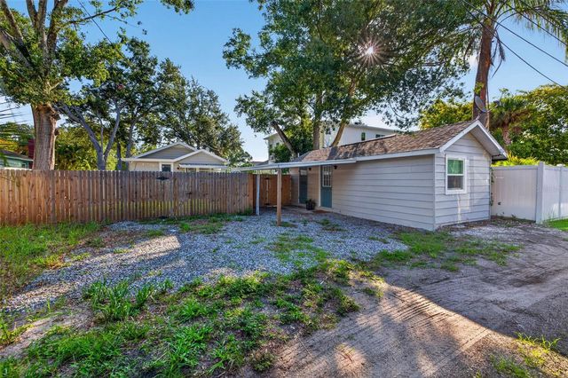 4624 IRIS STREET N, St Petersburg, FL 33714