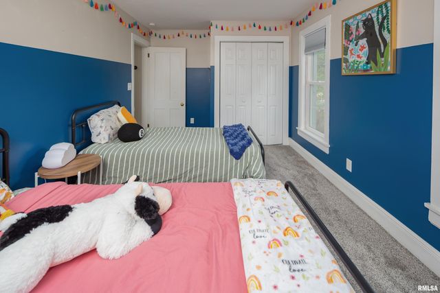 4230 JERSEY RIDGE Road, Davenport, IA 52807