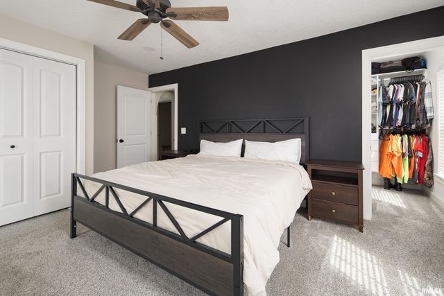 4230 JERSEY RIDGE Road, Davenport, IA 52807