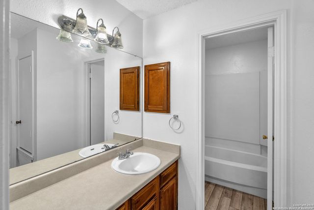 7018 ELMBANK, San Antonio, TX 78244
