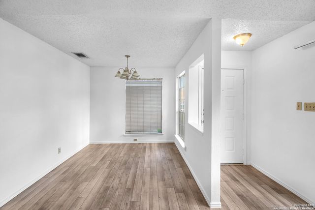 7018 ELMBANK, San Antonio, TX 78244