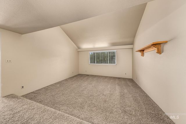 1054 NW 2nd Ave., Ontario, OR 97914