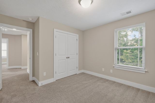 2331 Red Barn Rd, Christiana, TN 37037