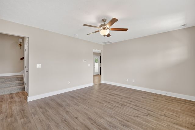 2331 Red Barn Rd, Christiana, TN 37037