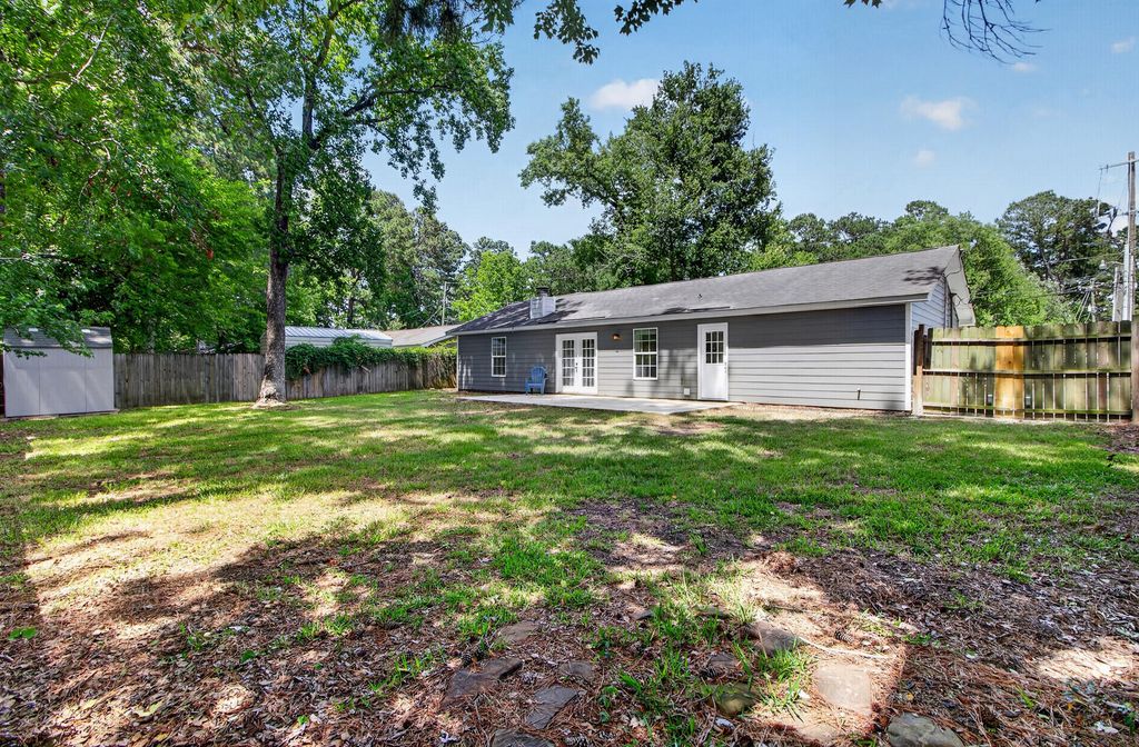 Image 30 of property listing at 450 Longleaf Drive, Summerville, SC 29483