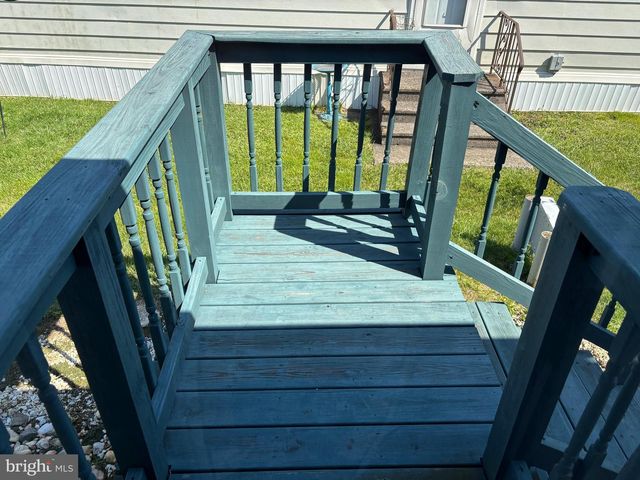 53 NESHAMINY FALLS CIR, North Wales, PA 19454