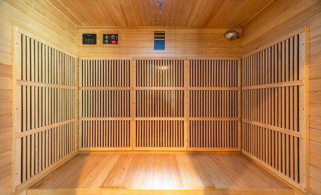 40 + 42 Barber Hill Road, East Windsor, CT 06016