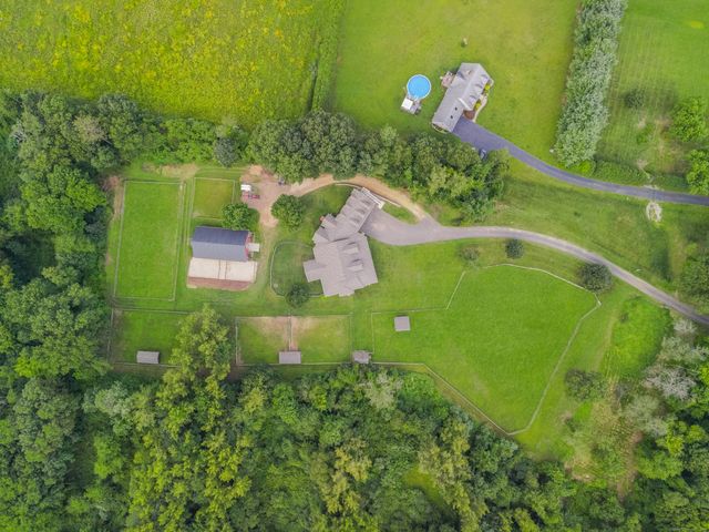 40 + 42 Barber Hill Road, East Windsor, CT 06016