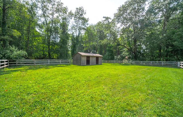40 + 42 Barber Hill Road, East Windsor, CT 06016