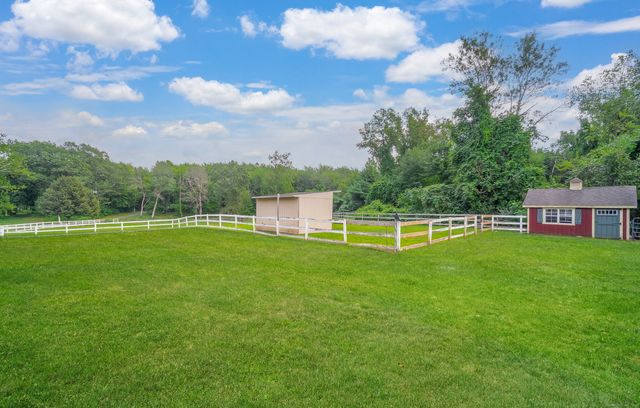 40 + 42 Barber Hill Road, East Windsor, CT 06016