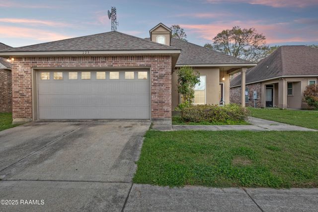 229 Rosemary Place, Lafayette, LA 70508