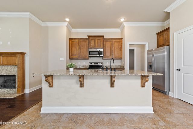 229 Rosemary Place, Lafayette, LA 70508