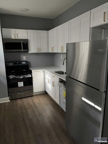 149 Clinton Street, Paterson, NJ 07522