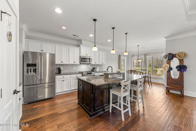 3004 Irwin Drive SE, Southport, NC 28461