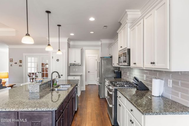 3004 Irwin Drive SE, Southport, NC 28461