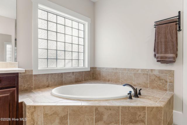 3004 Irwin Drive SE, Southport, NC 28461