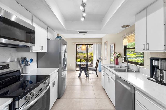 4611 HIDDEN VIEW PLACE 25, Sarasota, FL 34235