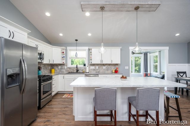 21909 Hilltop Circle, Stanwood, MI 49346