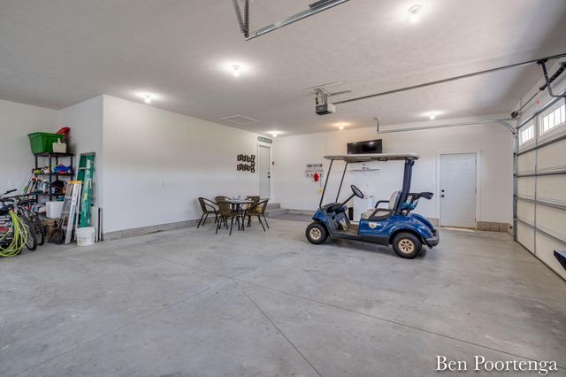 21909 Hilltop Circle, Stanwood, MI 49346