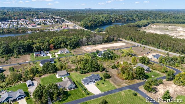 21909 Hilltop Circle, Stanwood, MI 49346