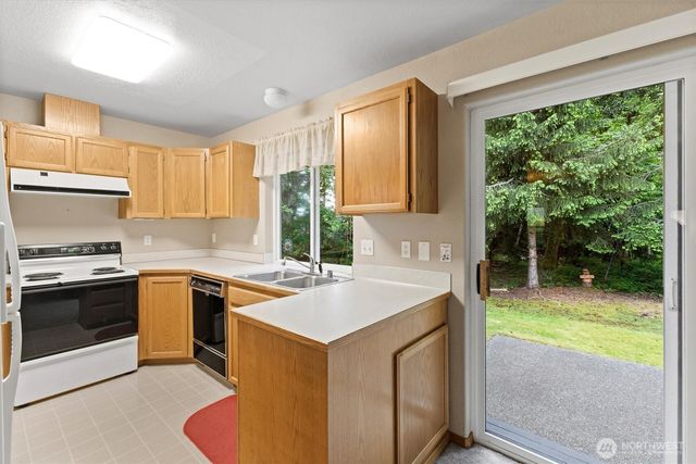 3805 Gablecrest Court, Bellingham, WA 98226