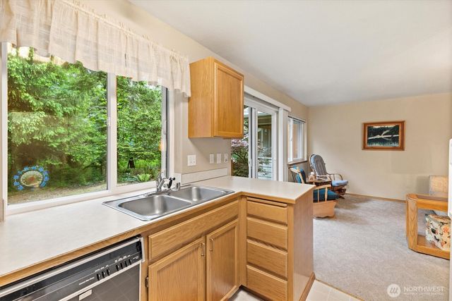 3805 Gablecrest Court, Bellingham, WA 98226