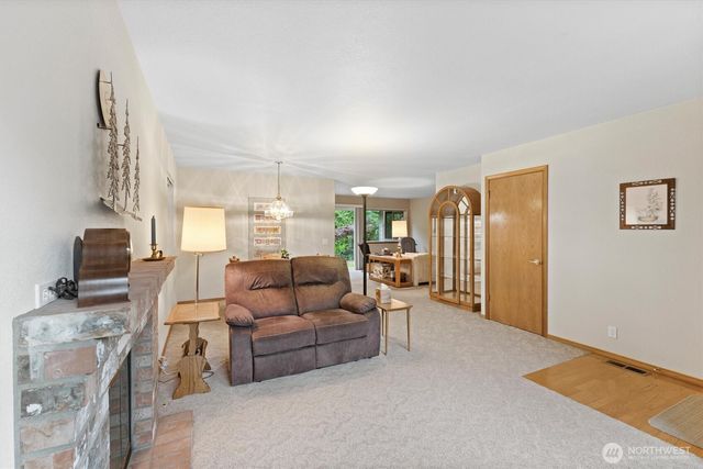 3805 Gablecrest Court, Bellingham, WA 98226