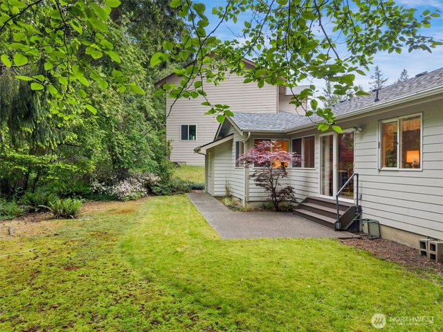 3805 Gablecrest Court, Bellingham, WA 98226
