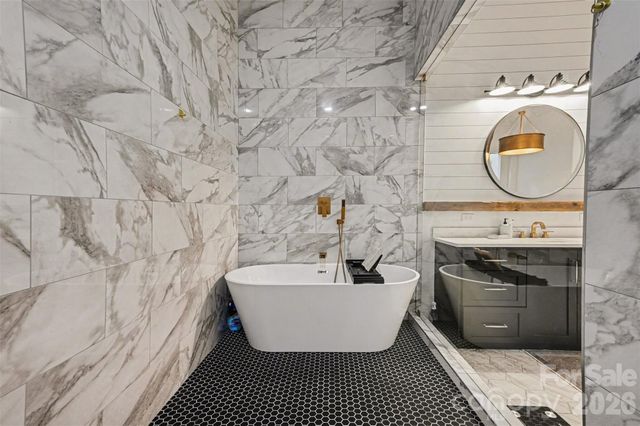 117 Hunts Landing Drive, Mooresville, NC 28117