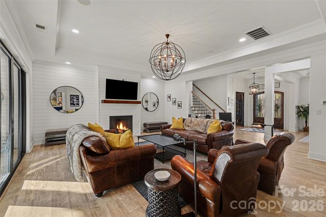 117 Hunts Landing Drive, Mooresville, NC 28117