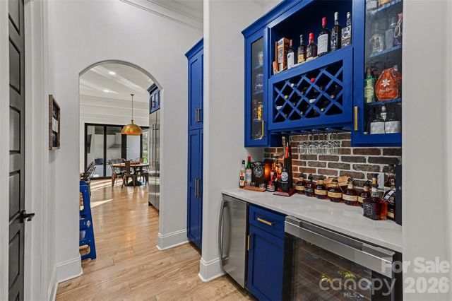 117 Hunts Landing Drive, Mooresville, NC 28117