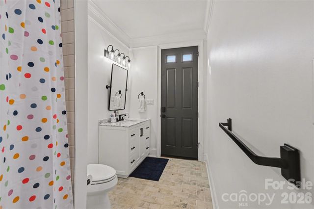 117 Hunts Landing Drive, Mooresville, NC 28117