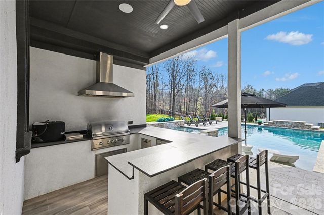 117 Hunts Landing Drive, Mooresville, NC 28117