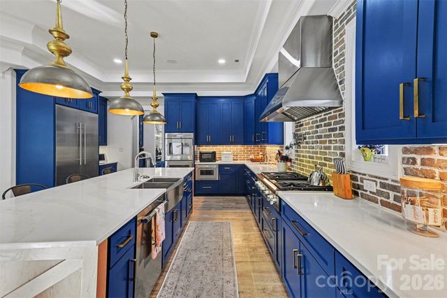 117 Hunts Landing Drive, Mooresville, NC 28117