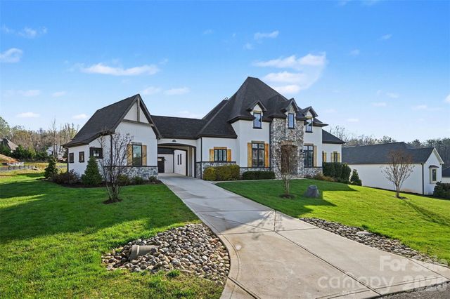 117 Hunts Landing Drive, Mooresville, NC 28117