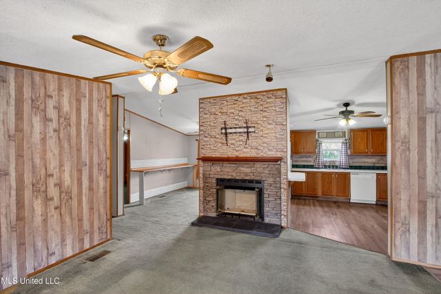 121 Lavelle Odom Road, Poplarville, MS 39470