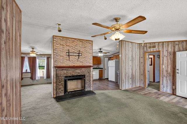 121 Lavelle Odom Road, Poplarville, MS 39470