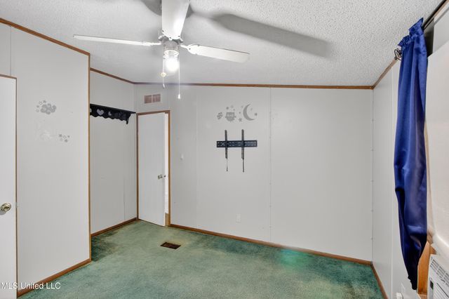 121 Lavelle Odom Road, Poplarville, MS 39470