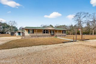 121 Lavelle Odom Road, Poplarville, MS 39470