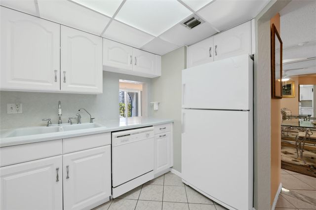 3909 N Ocean Boulevard 409, Fort Lauderdale, FL 33308