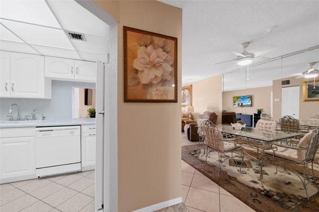 3909 N Ocean Boulevard 409, Fort Lauderdale, FL 33308