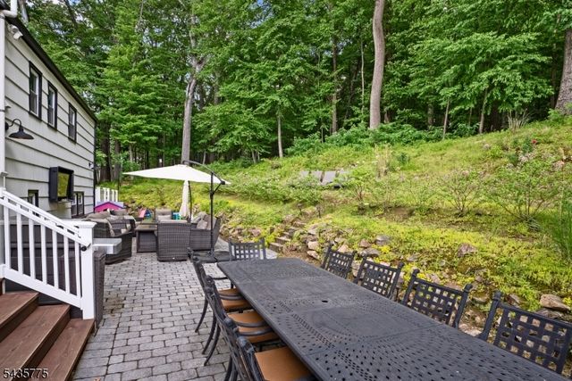 45 Molly Stark Dr, Morris Twp., NJ 07960
